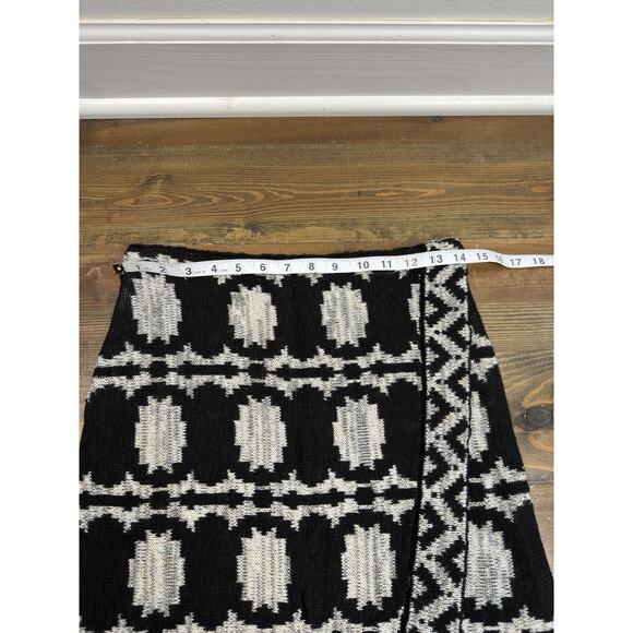 Free People Women's size Large Wrapped In You Blanket Skirt Aztec Geometric - Picture 5 of 6